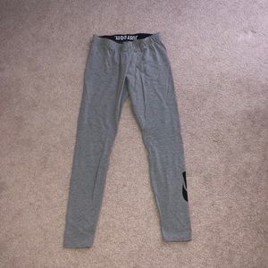 Nike leggings